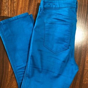 Turquoise stretch Capri jeans